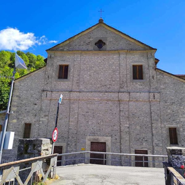 Chiesa dei Santi Donnino e Francesco Borgo di Fiumalbo