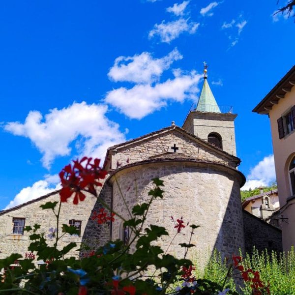 Retro Chiesa di San Bartolomeo Borgo di Fiumalbo