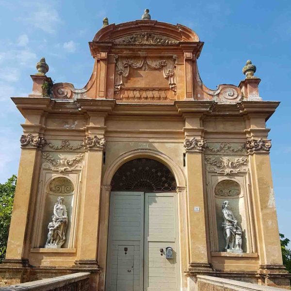 Borgo di Busseto (PR) Facciata Museo Giuseppe Verdi