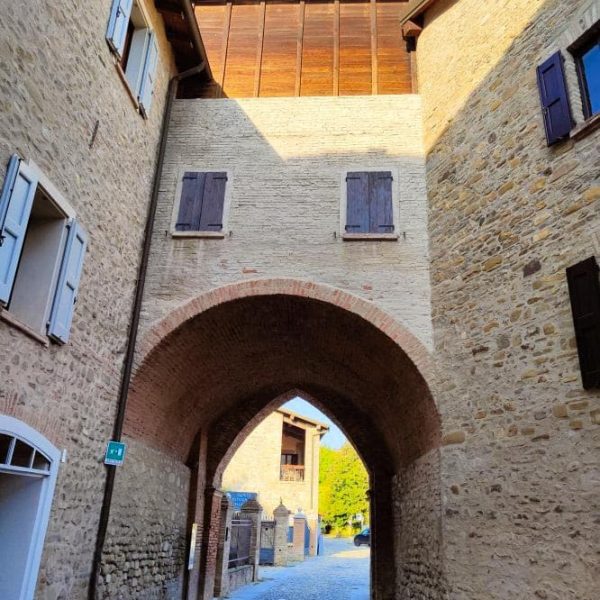 Borgo di Castellarano (RE) Porta di Accesso