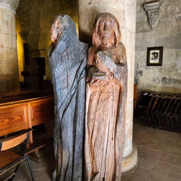 Borgo di Vigoleno (PC) - Pieve di San Giorgio- 2 statue in legno