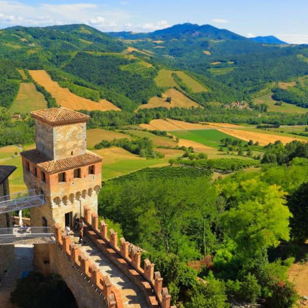 Borgo di Vigoleno (PC)- Camminamento del castello