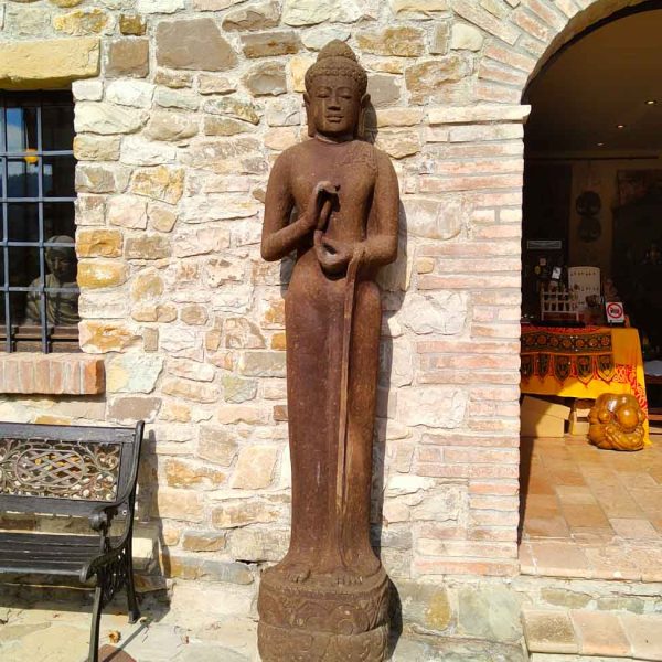 Borgo di Votigno (RE) - Statua del Buddha