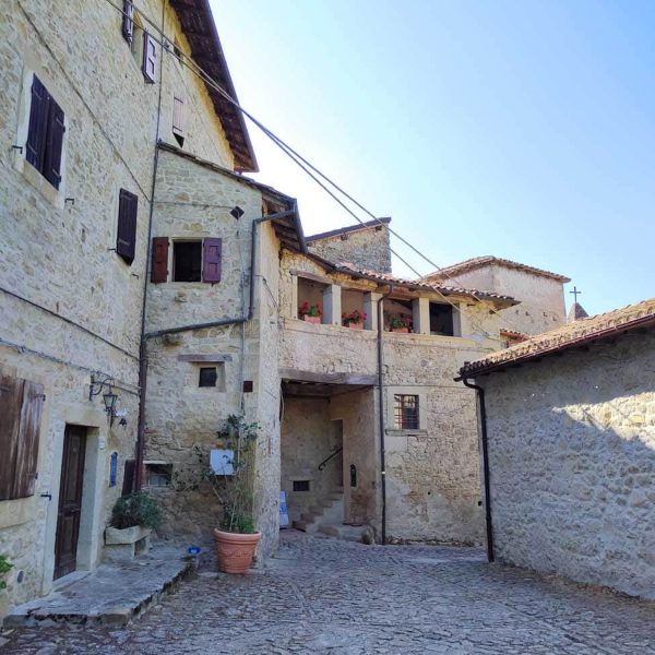 Scorcio di Borgo La Scola (Bologna)