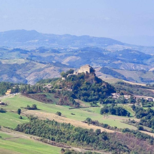Castello di Canossa (RE) - Vista sul castello di Rossena