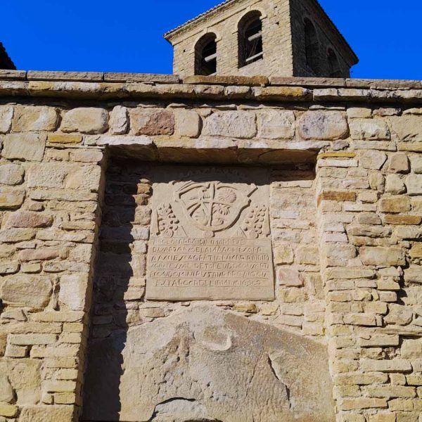 Castello di Sarzano (RE) - Porta di Ingresso con stemma