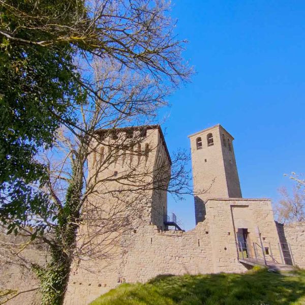 TOGOLOCO_SCHEDE_ARTE-E-CULTURA-CASTELLO DI SARZANO_07