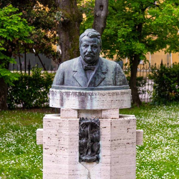 Parco Poesia Pascoli (FC)- Busto di Giovanni Pascoli