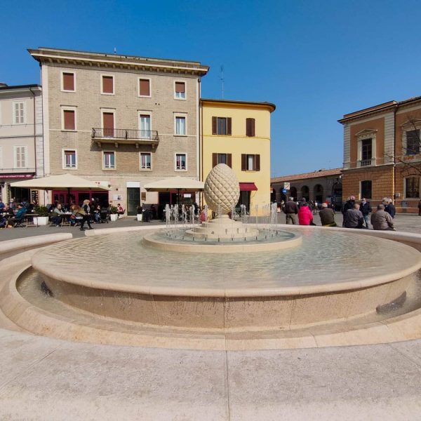 Santarcangelo di Romagna (RN) - Fontana della Pigna