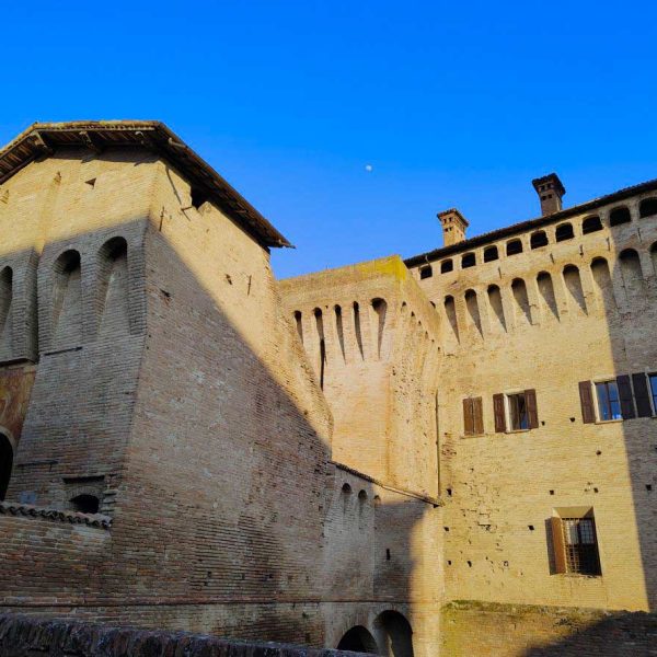 Rocca di Vignola (MO) - Vista esterna