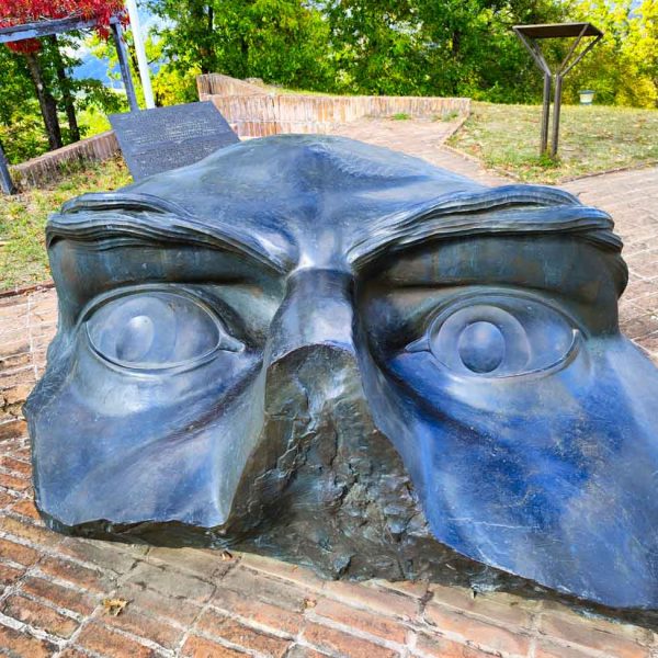 Monumento in bronzo Monte Battaglia a Casola Valsenio
